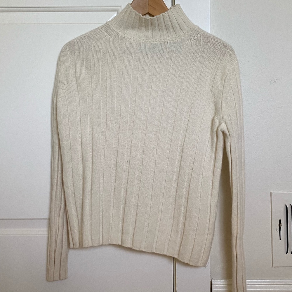 Banana Republic Merino Wool Cream Mockneck